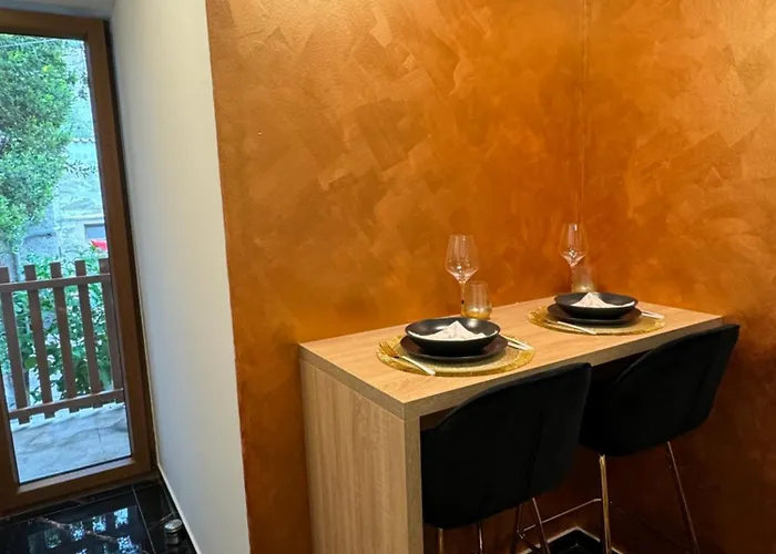 Westate Modern In Old Town - Free Parking Apartman Pula