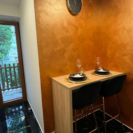 Lila Modern In Old Town Apartment Pula