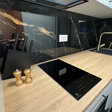 Westate Modern In Old Town - Free Parking Apartament *