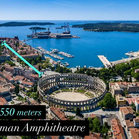 Lila Modern In Old Town Apartment Pula