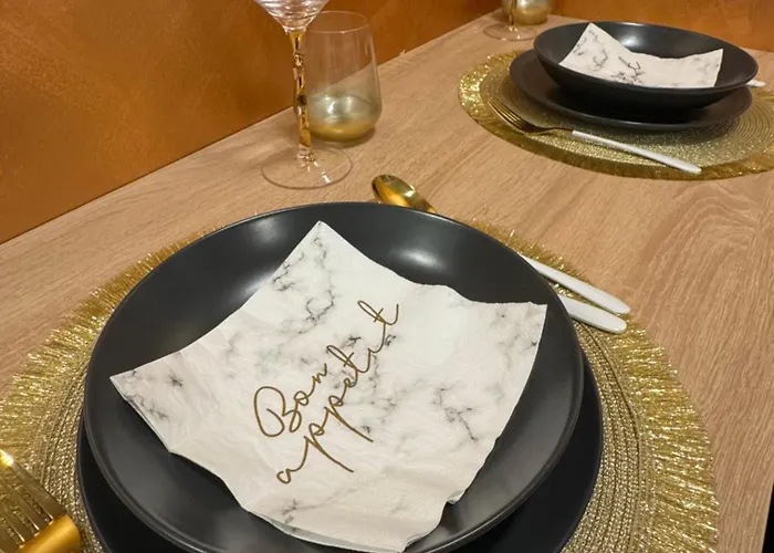 Westate Modern In Old Town - Free Parking アパート