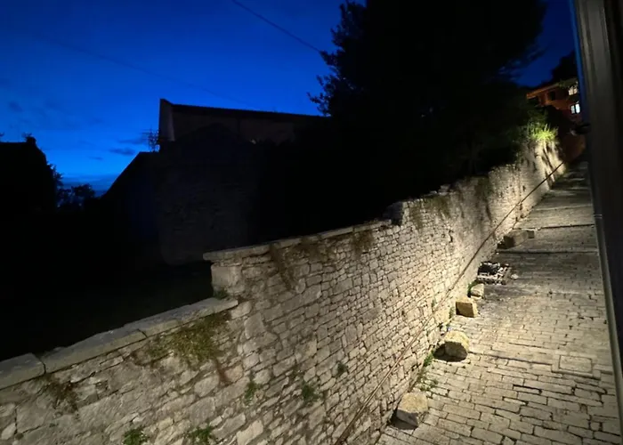 Westate Modern In Old Town - Free Parking プーラ