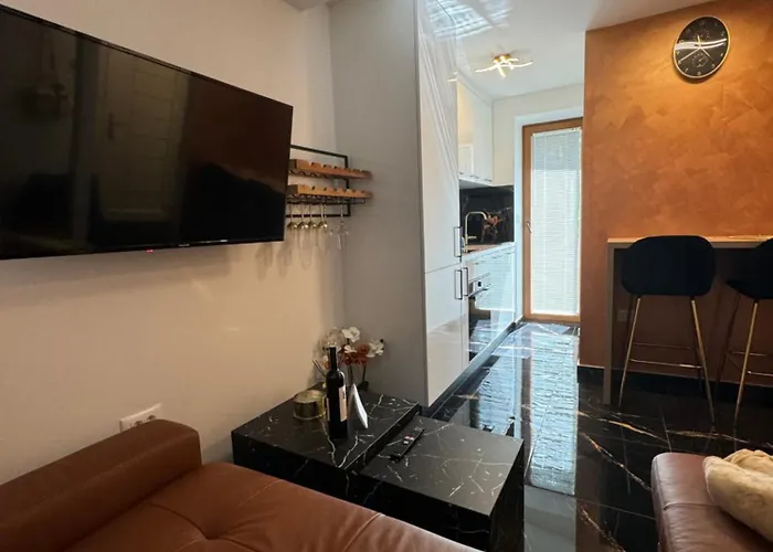 Westate Modern In Old Town - Free Parking プーラ