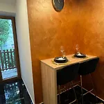Westate Modern In Old Town - Free Parking Апартаменты Пула